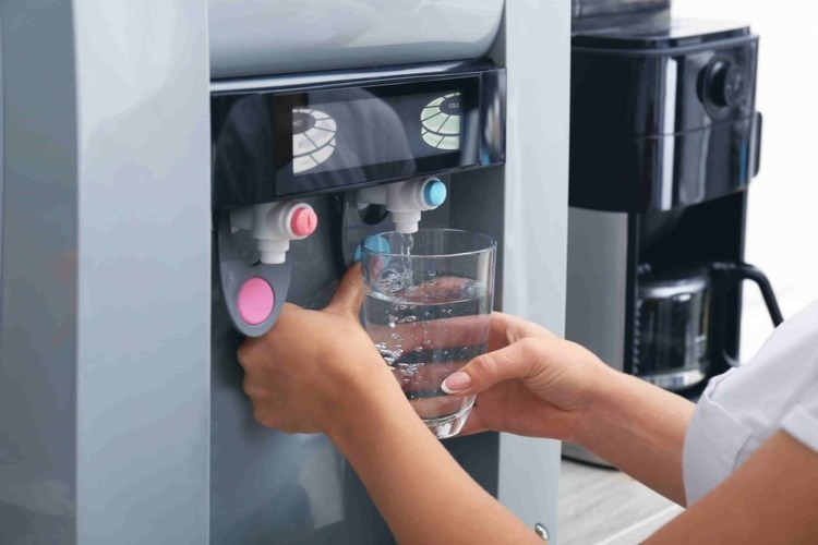 distribution eau service