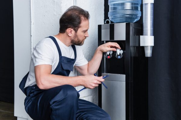 reparation distributeur eau